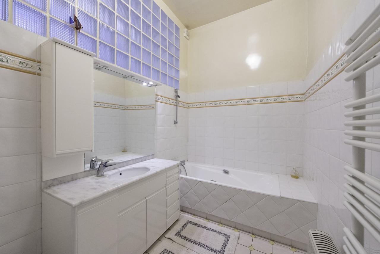Veeve - Champs-Elysees Hideaway Paris Ngoại thất bức ảnh